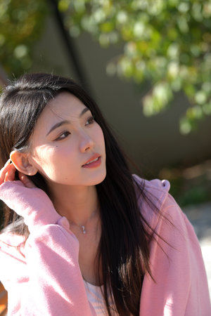 精二和精一区别青青河边草